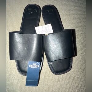 Hollister Women’s Black Slide Sandals